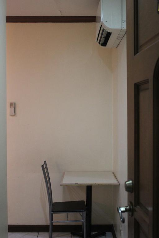 Hotel M