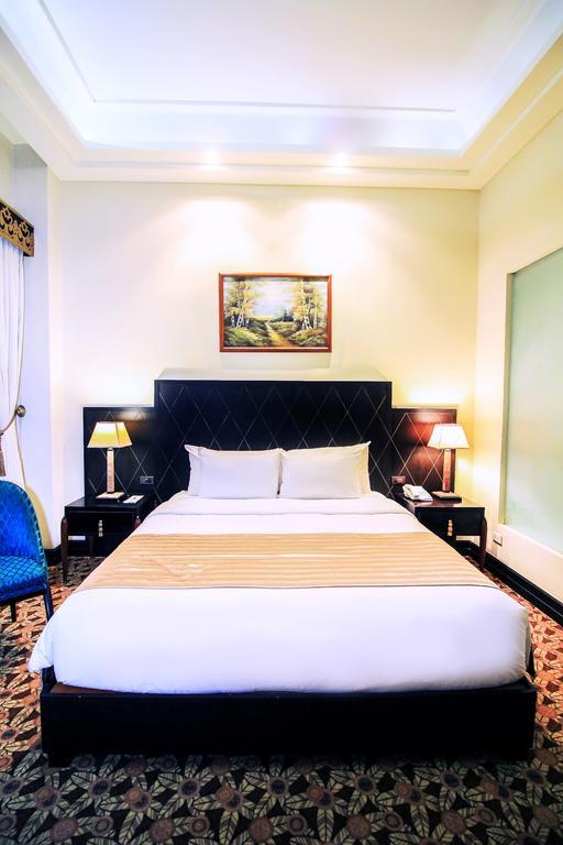 The Luneta Hotel