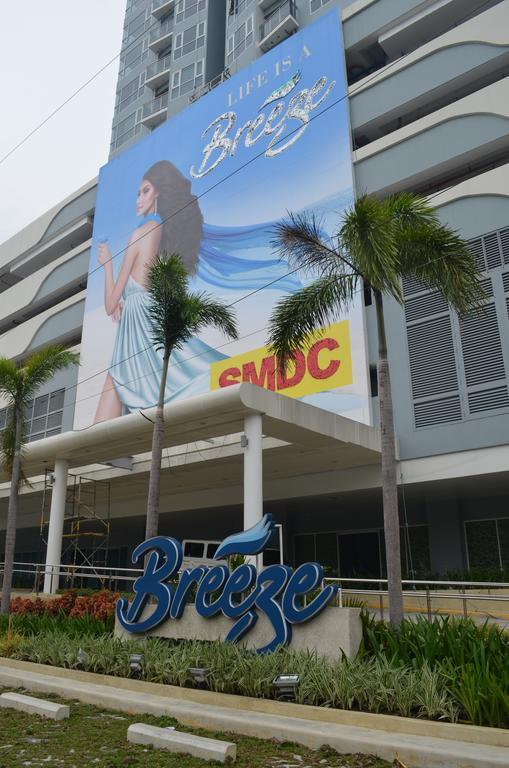 Jovic's At Breeze Residences. Apartment Manila