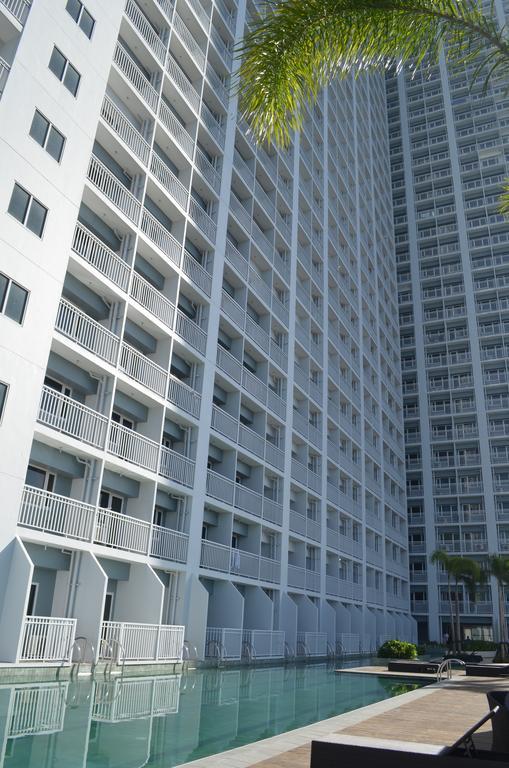 Jovic's At Breeze Residences. *