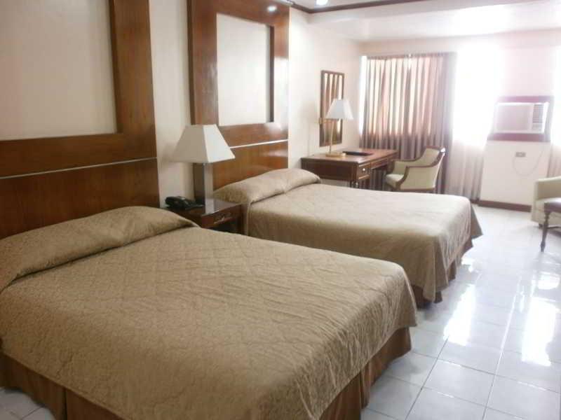 Hotel Garden Plaza And 3*