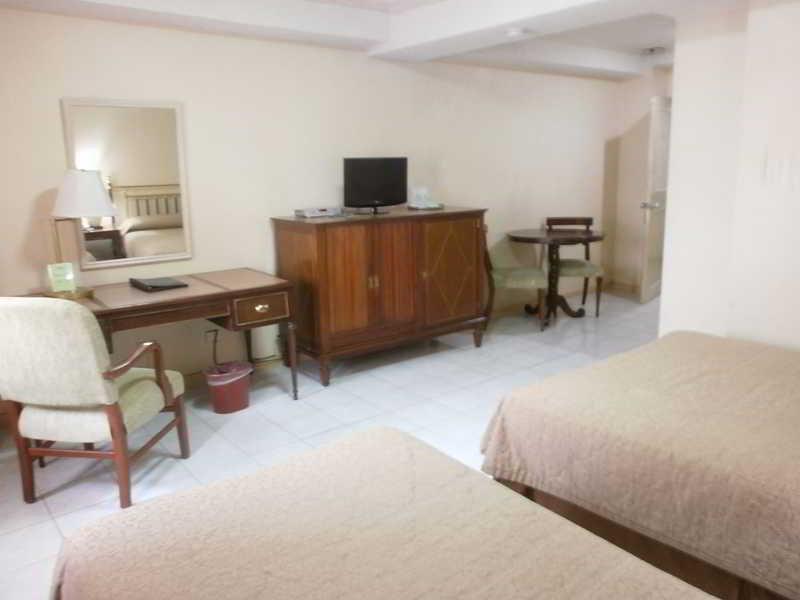 Hotel Garden Plaza And