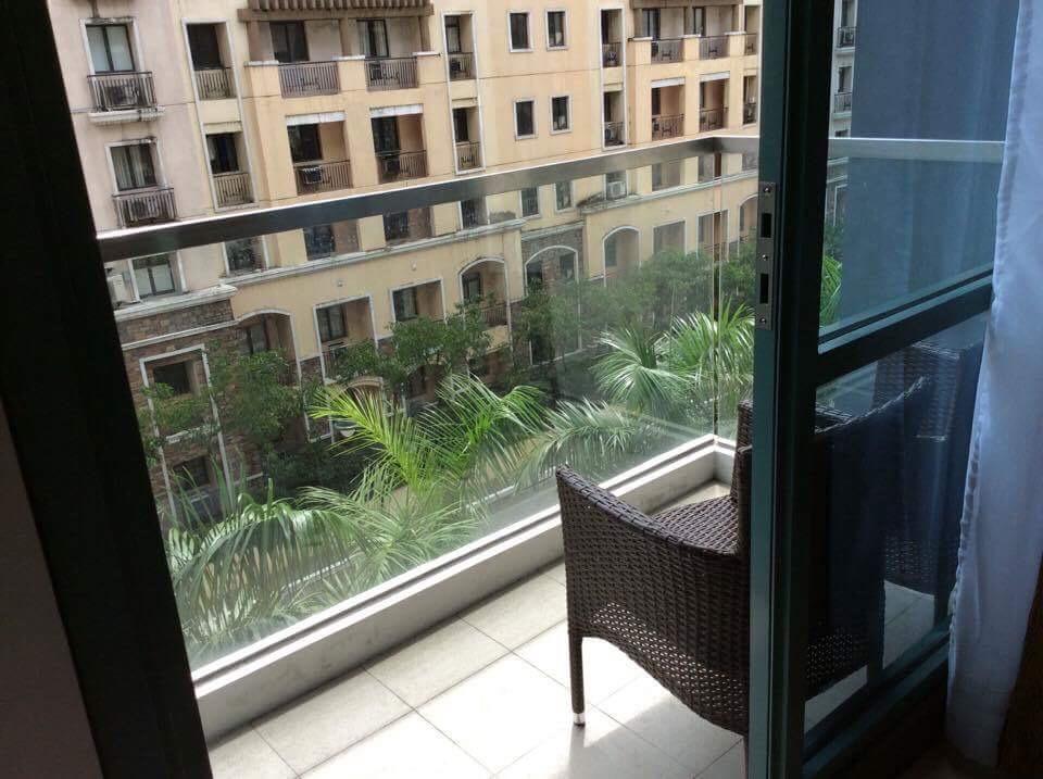 Two Palm Tree Aesthetic Condotel Manila