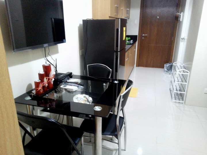 At Shell Residences Apartamento Manila