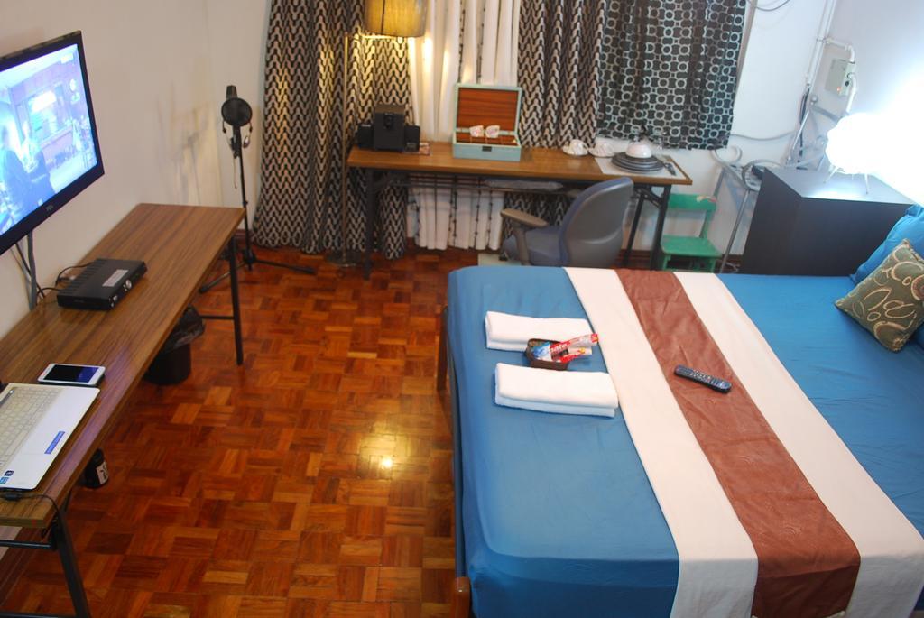 Spacious Rise * Manila