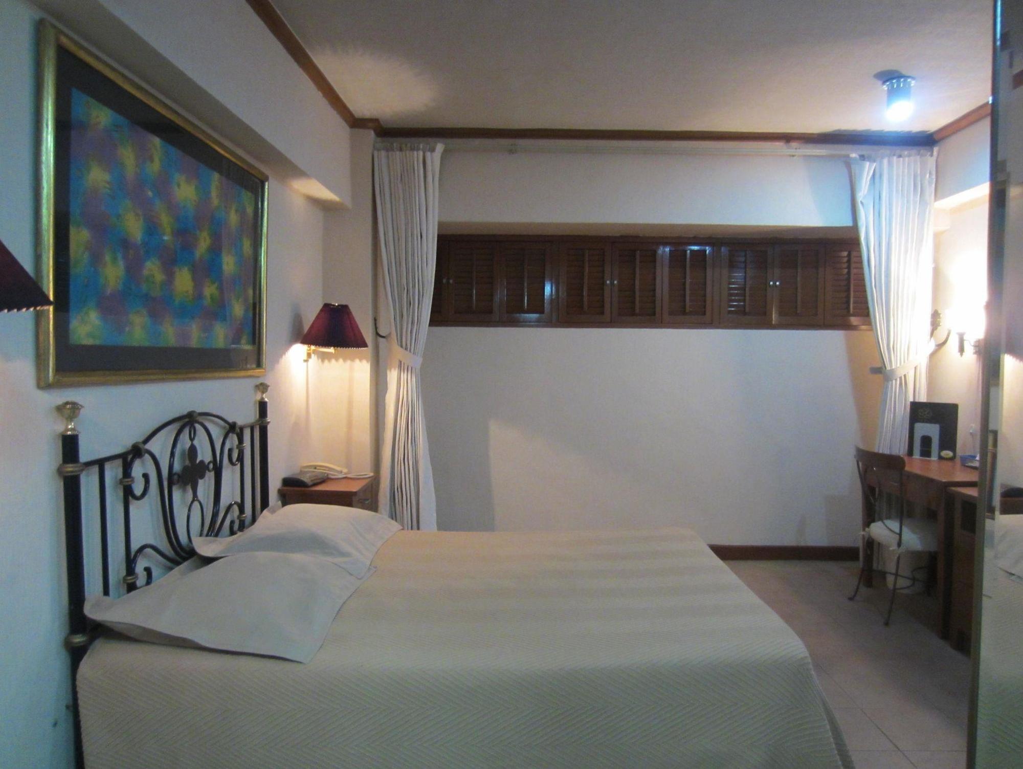 Ceo Suites