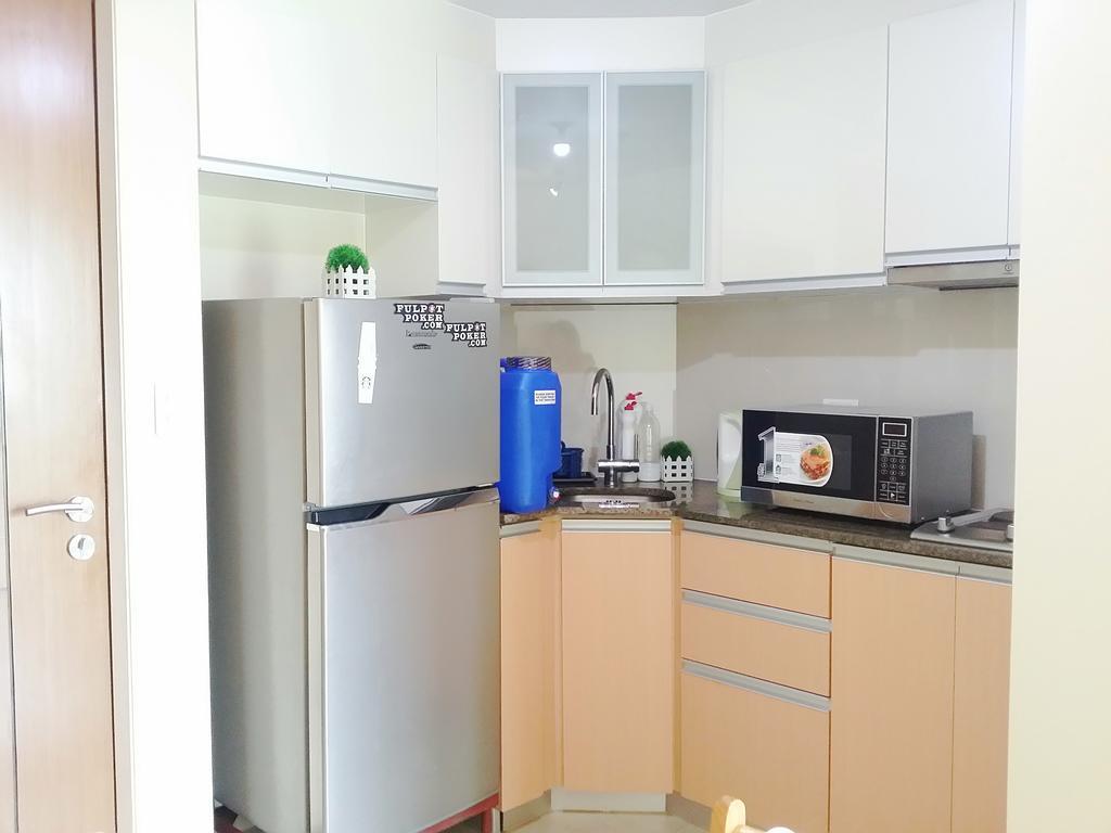 Apartment Palm Tree Near Mnl Airport Terminal 3 By Elr