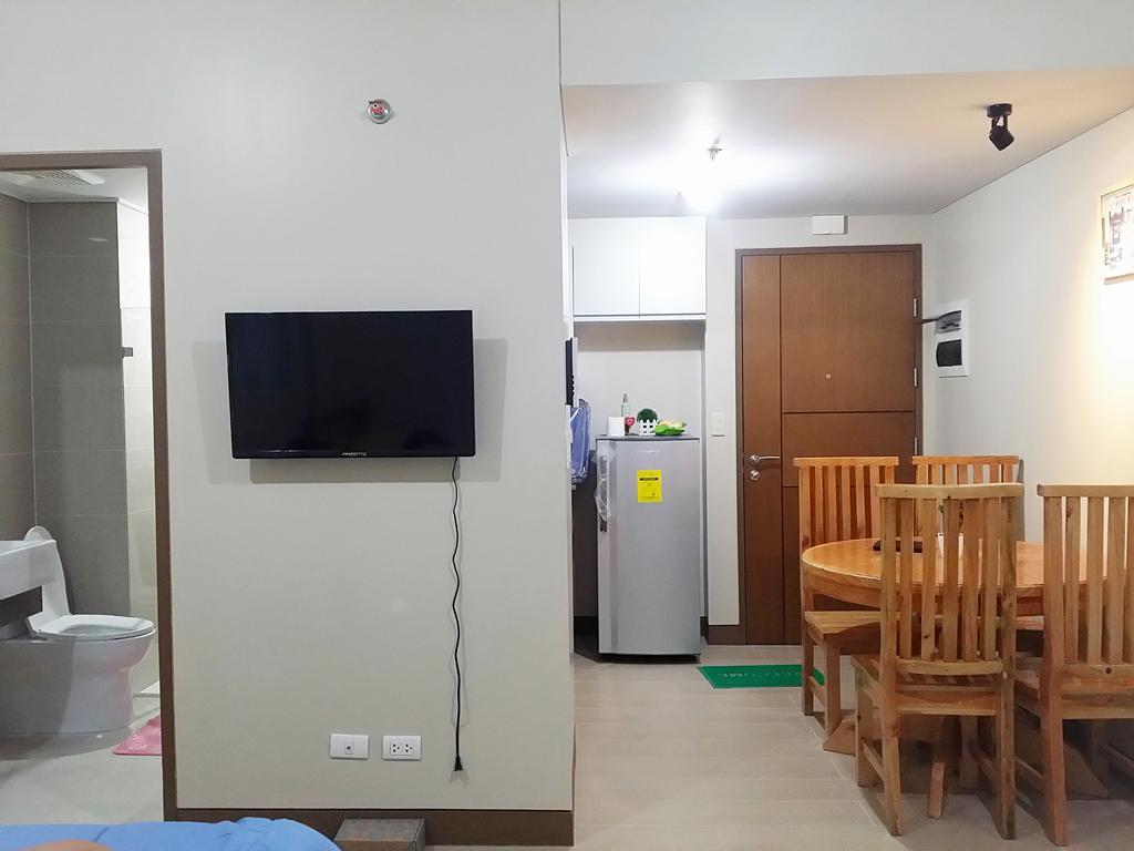 Apartment Palm Tree Near Mnl Airport Terminal 3 By Elr *