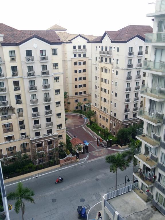 Apartment Palm Tree Near Mnl Airport Terminal 3 By Elr *