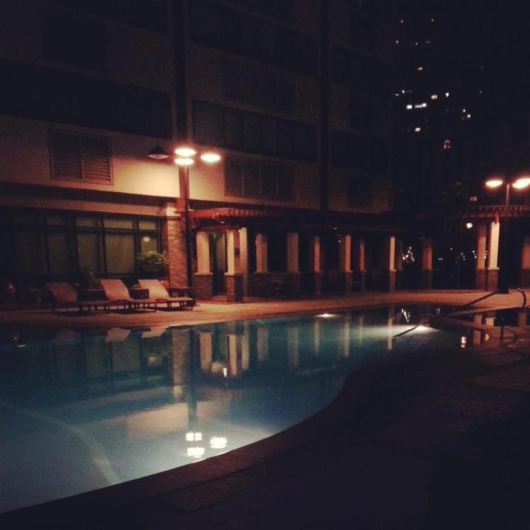 Apartment Lee Gardens Condominium Manila