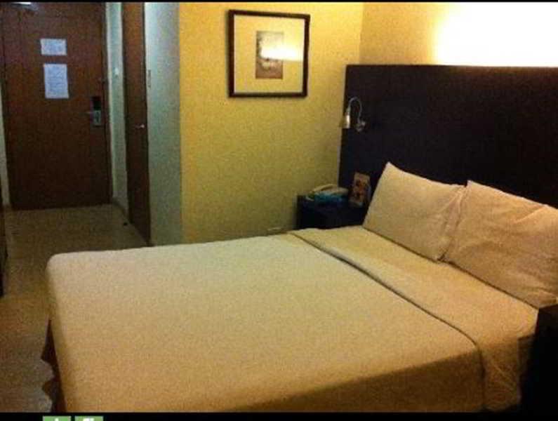 Pearl Lane 2*