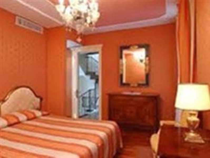 Hotel Venetian