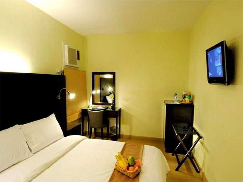 Pearl Lane Hotel