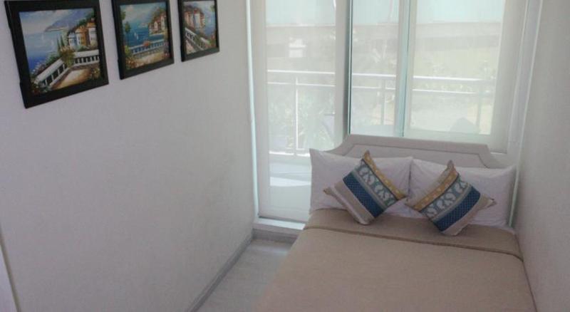 Apartment Siglo @ The Azure Urban Residences *