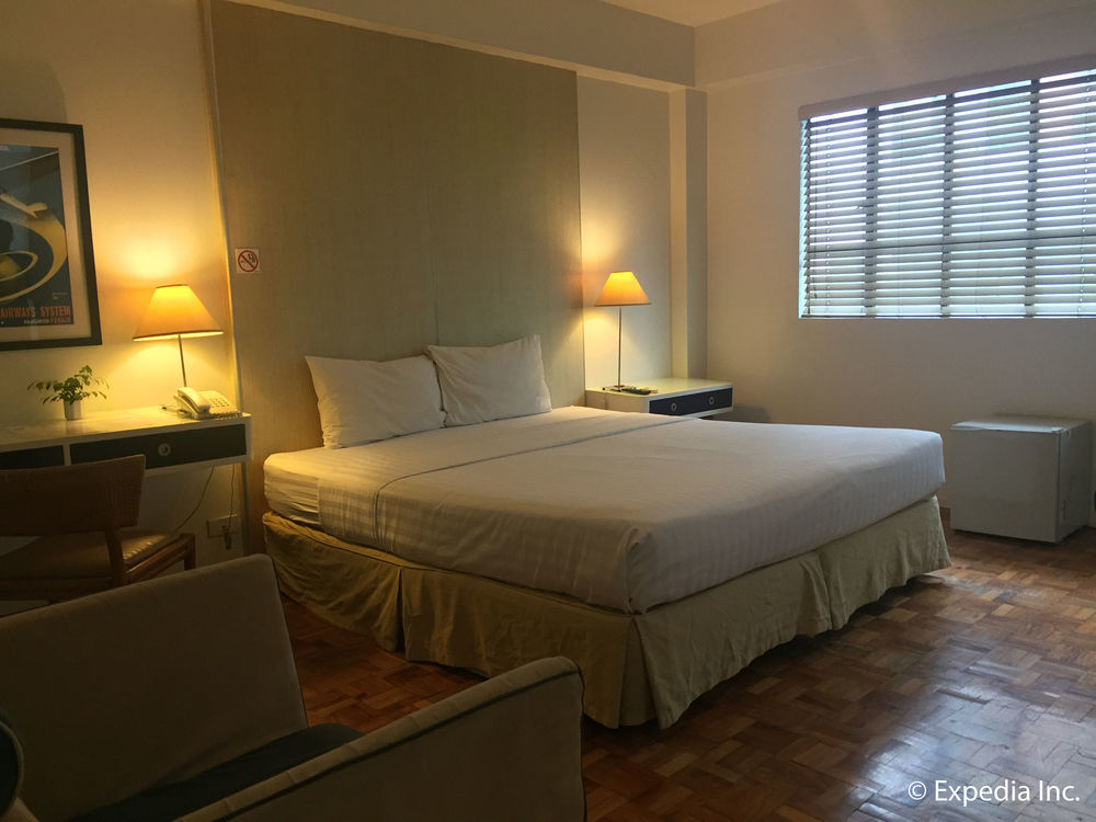 The Clipper House, Poblacion Makati * Manila