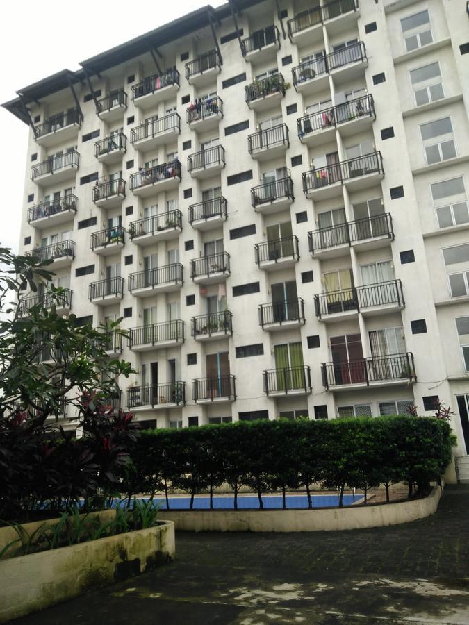 Cherry Orchard Suites By Erwin Props Apartment