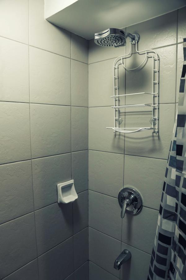 1015 West Insula By Ays Manila