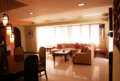 Ralph Anthony Aparthotel Manila