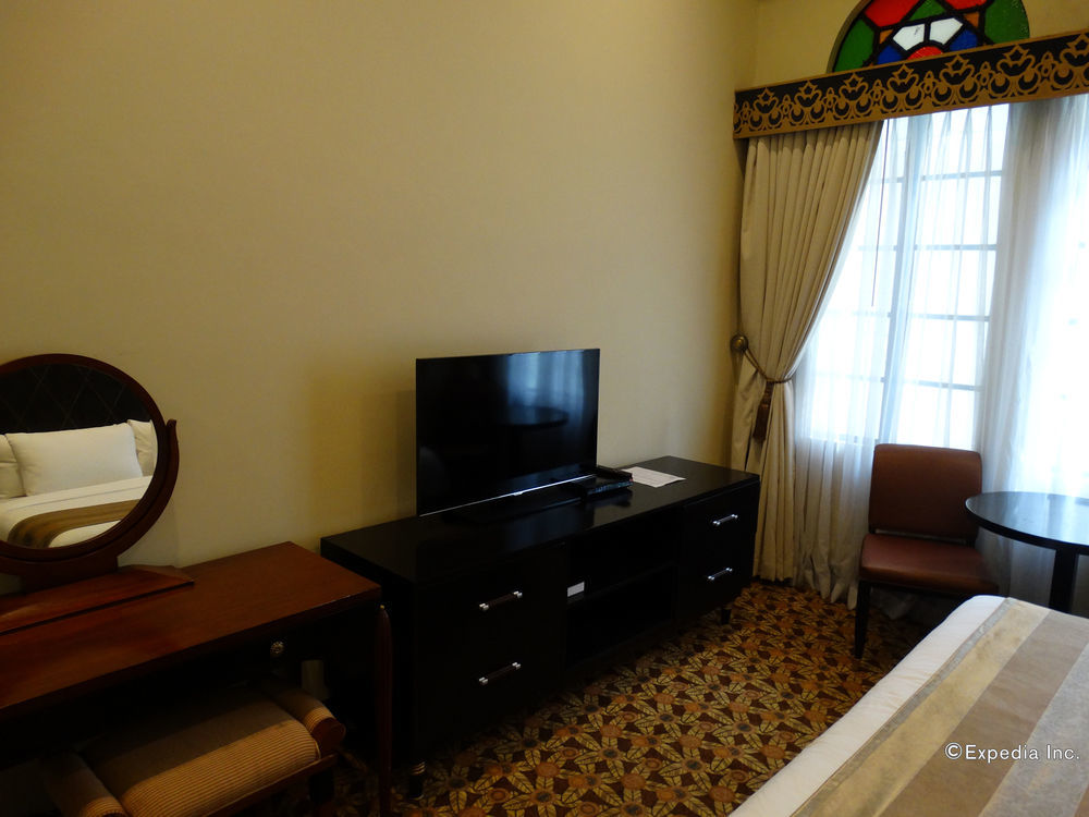 The Luneta Hotel 3*