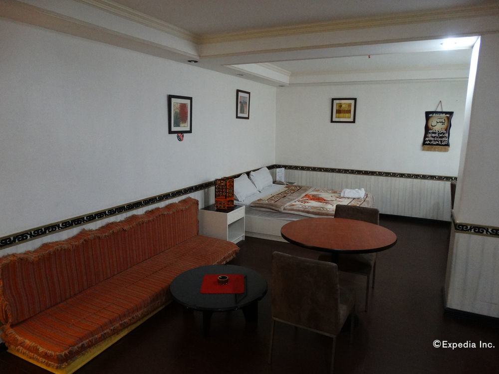 White Palace Condotel Hotel 2*
