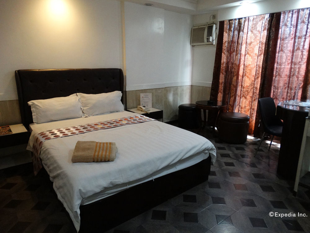 White Palace Condotel Hotel Manila