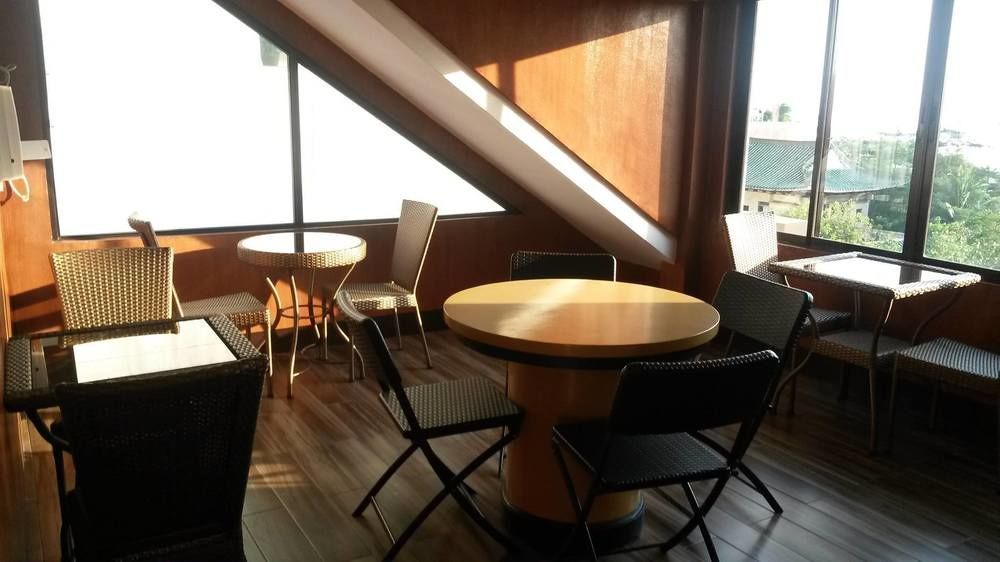 Hotel The Windy Ridge 2*