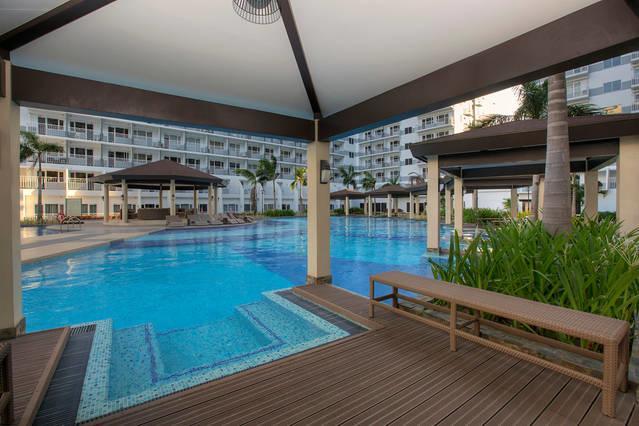 Condotel At Shell Residences Manila