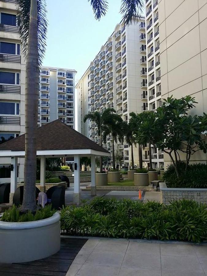 Solemare Parksuites Luxsensa * Manila
