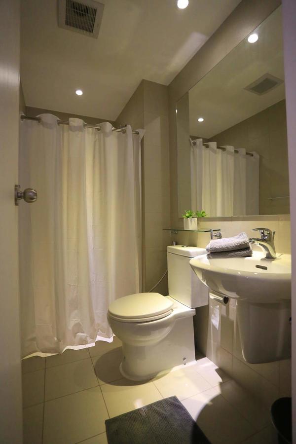 Apartment Maui Condotel Azure Manila