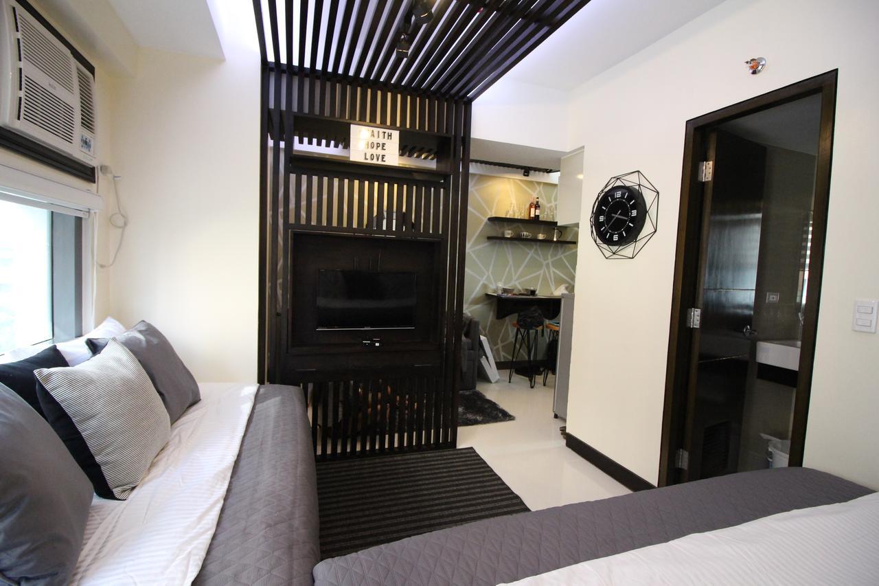 5e Tower 2 Viceroy Apartment