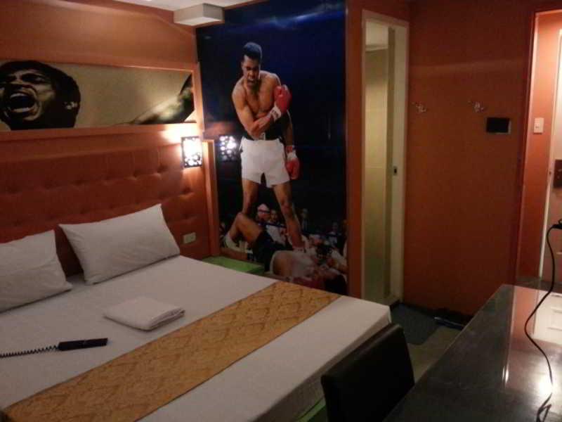 Icon Hotel 2*