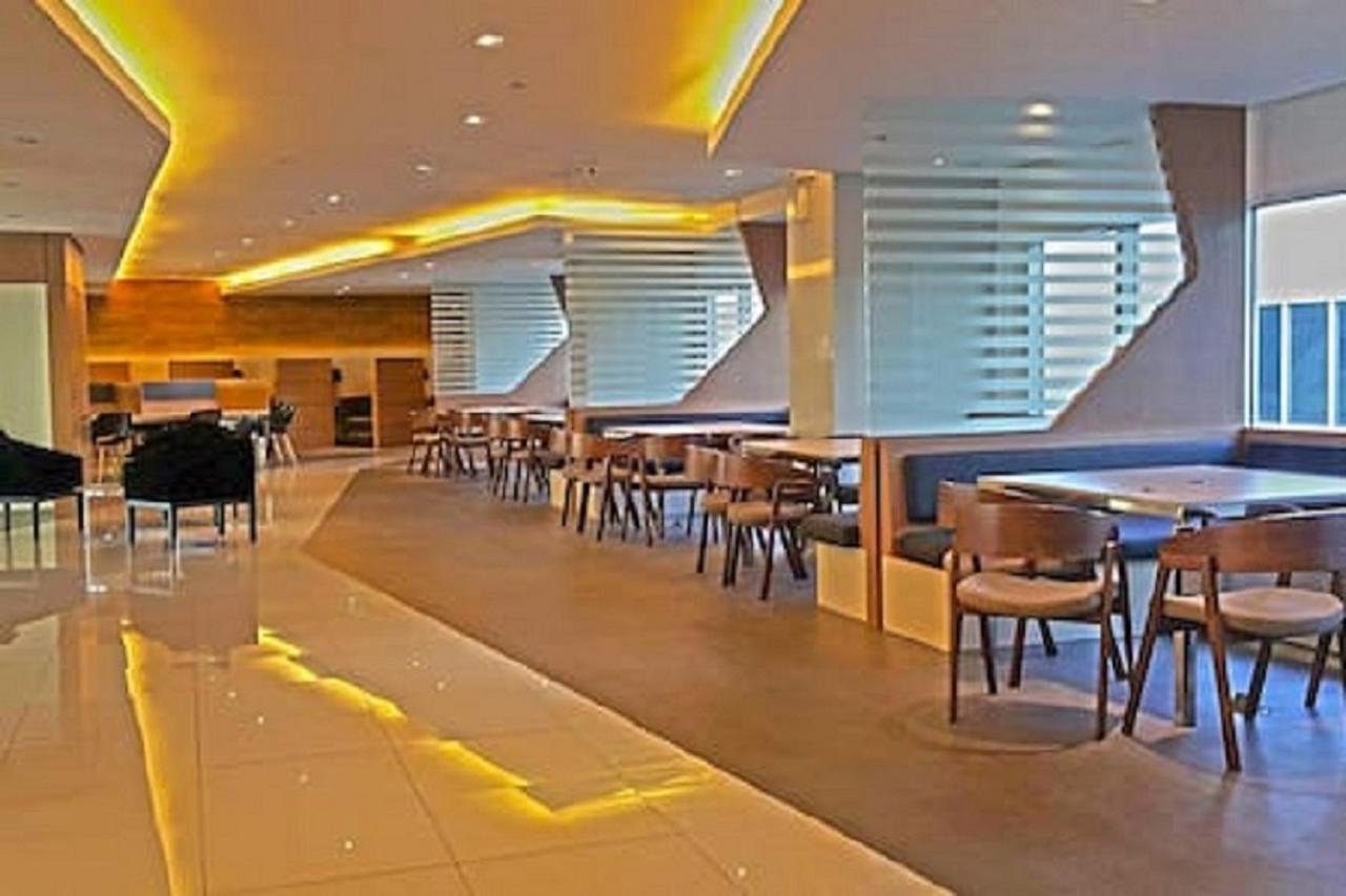 Apartment At Residences 1 Bedroom Manila