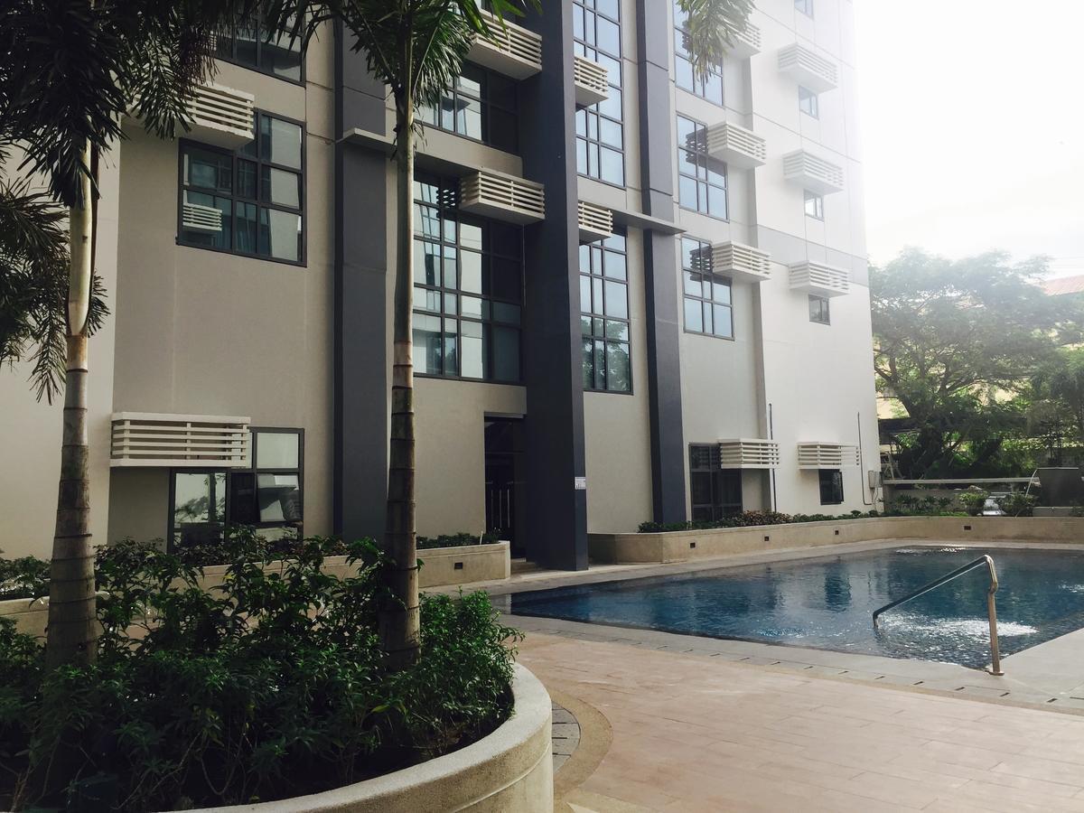 Venice, Mckinley Hill Bgc *