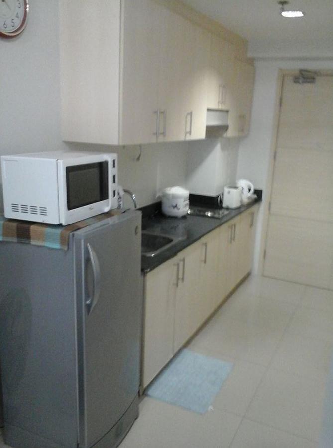 Sea Residences - Rheiyn Apartment Manila