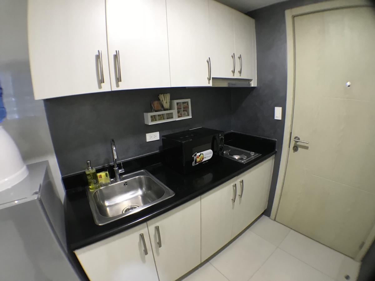 Jazz Makati Luxury Apartment Apartment