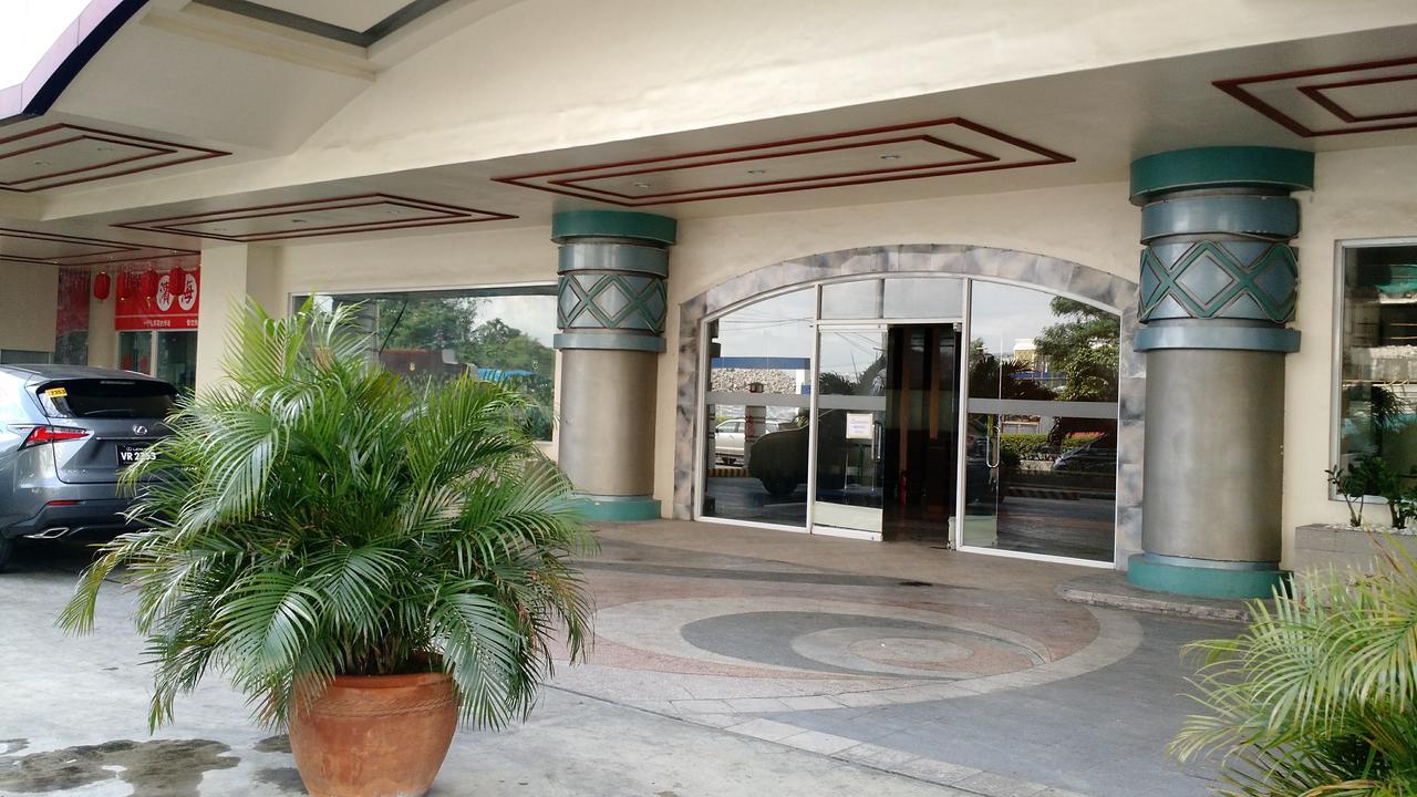Burgundy Mckinley Place * Manila