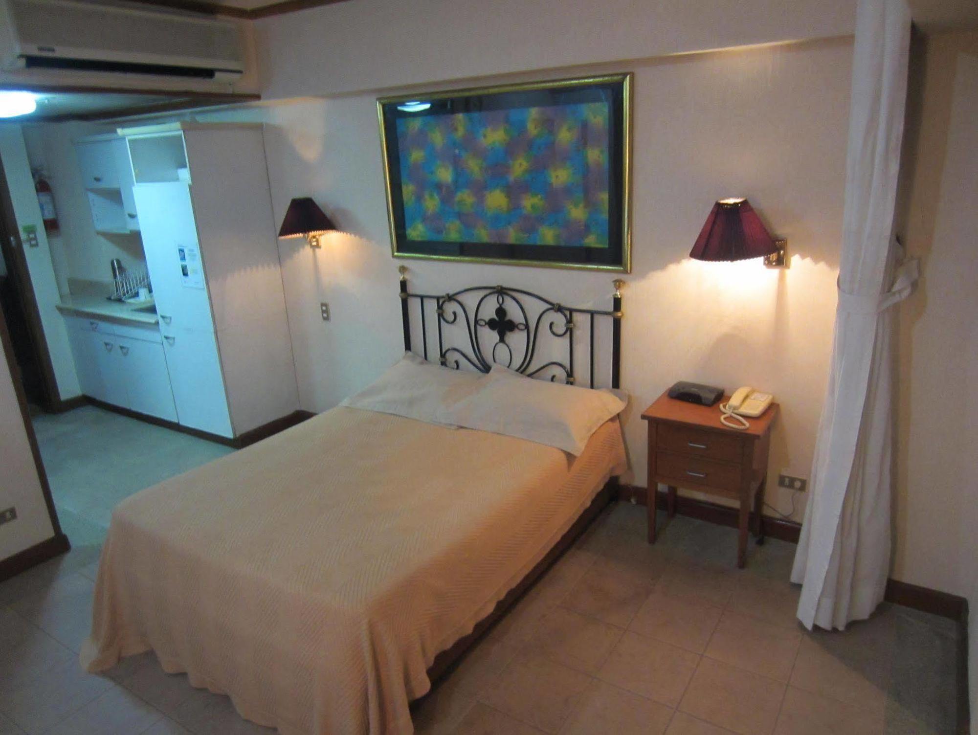 Ceo Suites Hotel