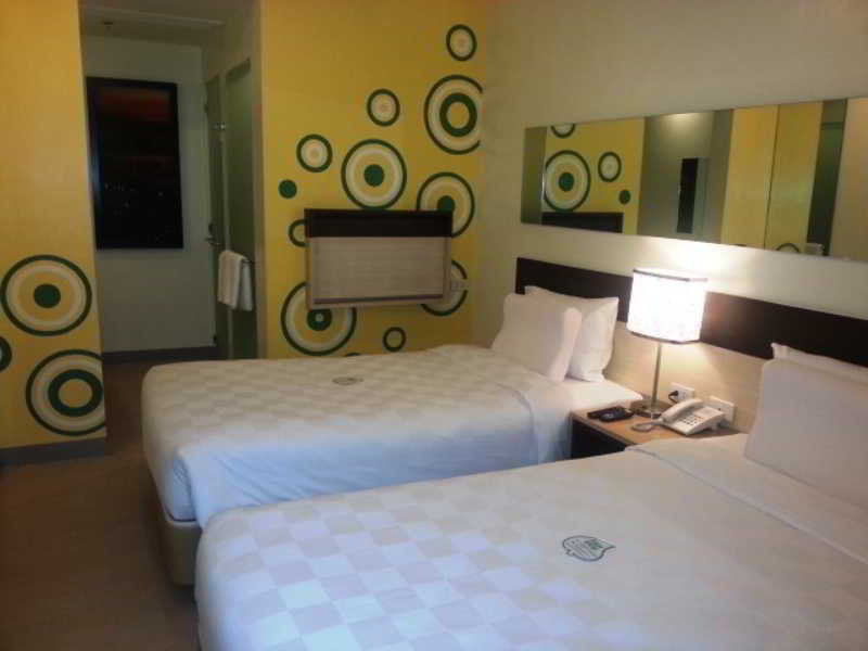 Go Otis - 3* Manila