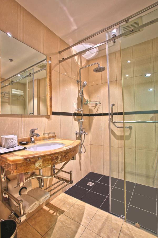 Swiss-belhotel Blulane Hotel 3*