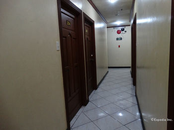 Hotel M 2*
