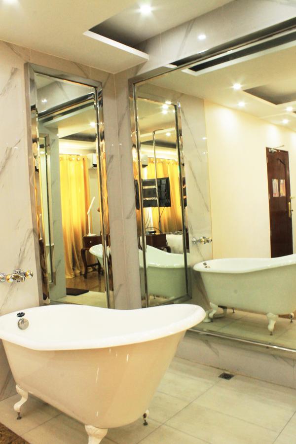 Hotel Belgian Manila