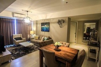 Apartment Siglo @ The Azure Urban Residences *