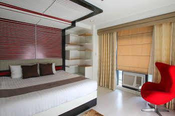 Siglo Suites @ The Gramercy Residences * Manila