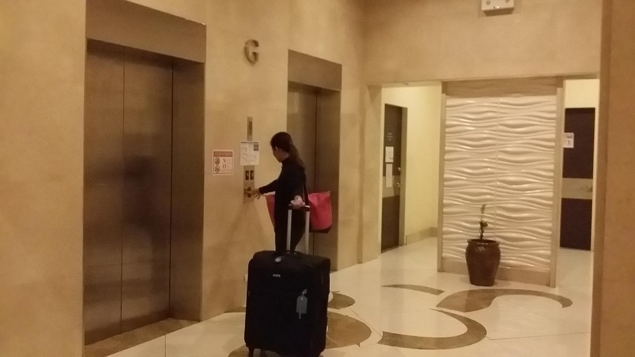 Apartment 150 Newport - Near Naia T3 Airport