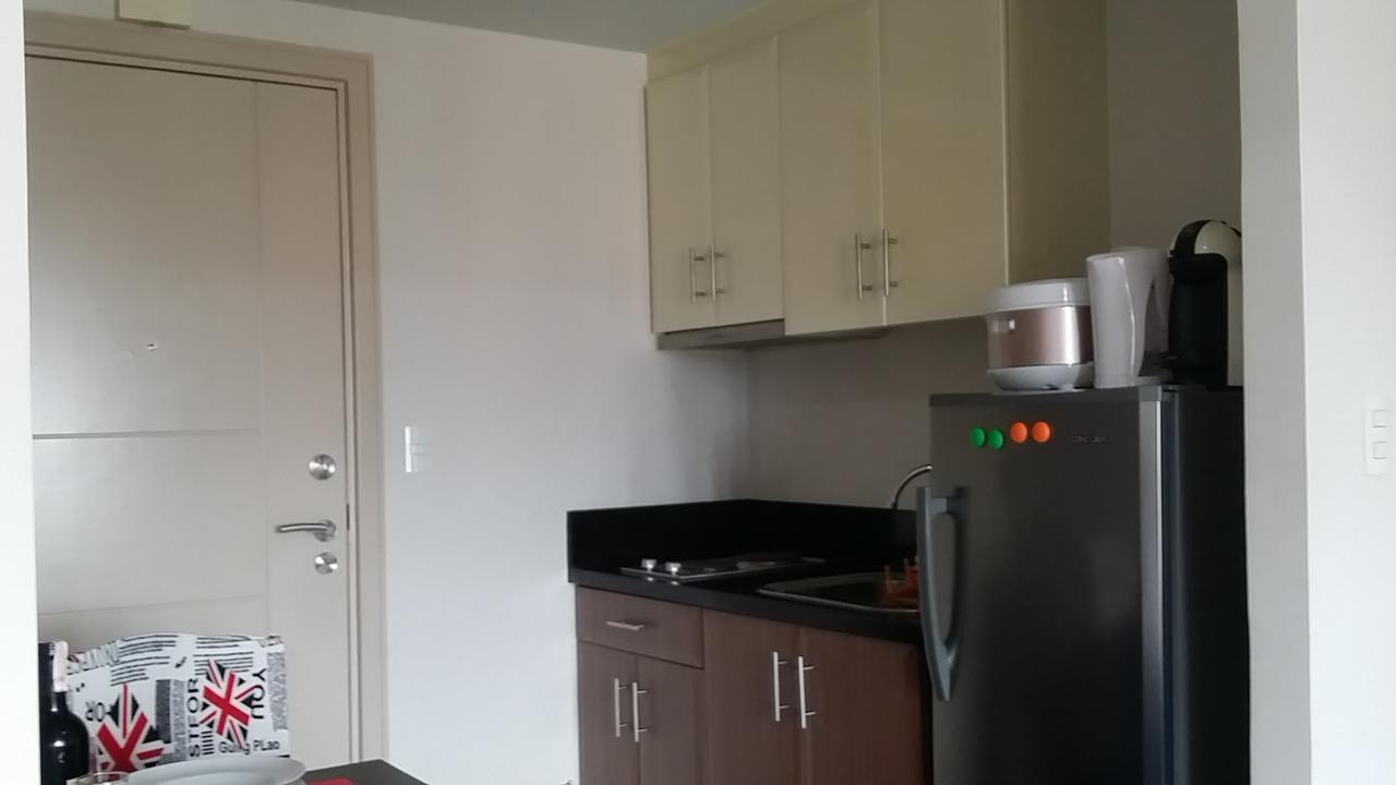 150 Newport - Near Naia T3 Airport