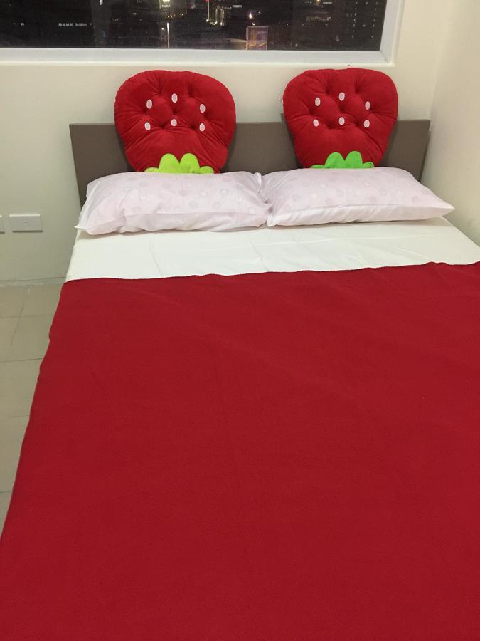 Urban Deca Unit 3 By Gracey's Place Apartment