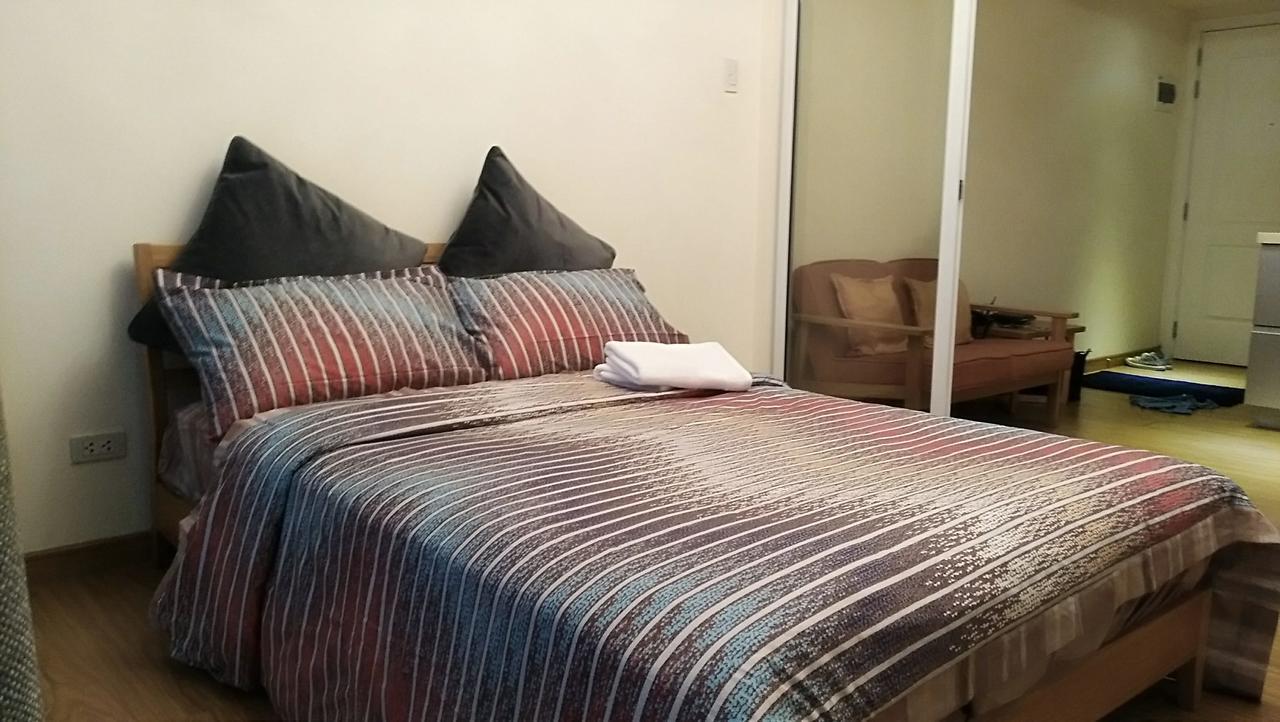 Azure C7 Balcony, Wifi, Near Mall Airport Apartment *