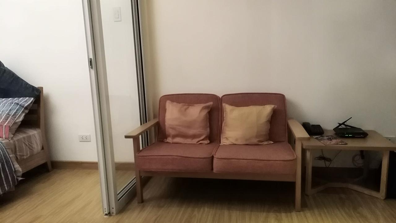 Azure C7 Balcony, Wifi, Near Mall Airport * Manila