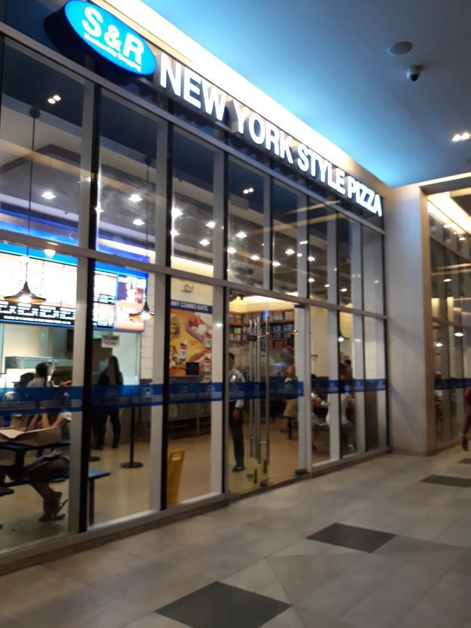 150 Newport - Near Naia T3 Airport