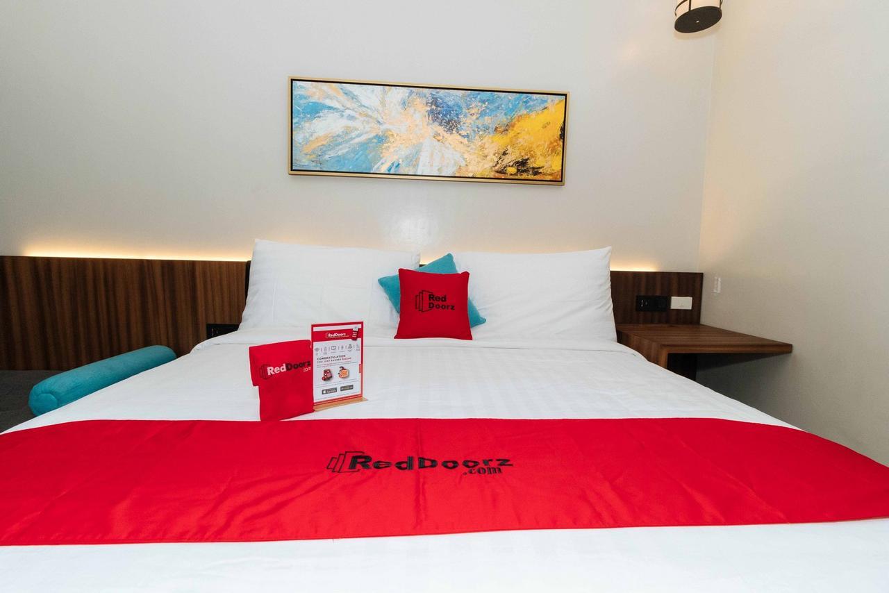 Reddoorz Premium Near Ust Hospital Hotel Manila